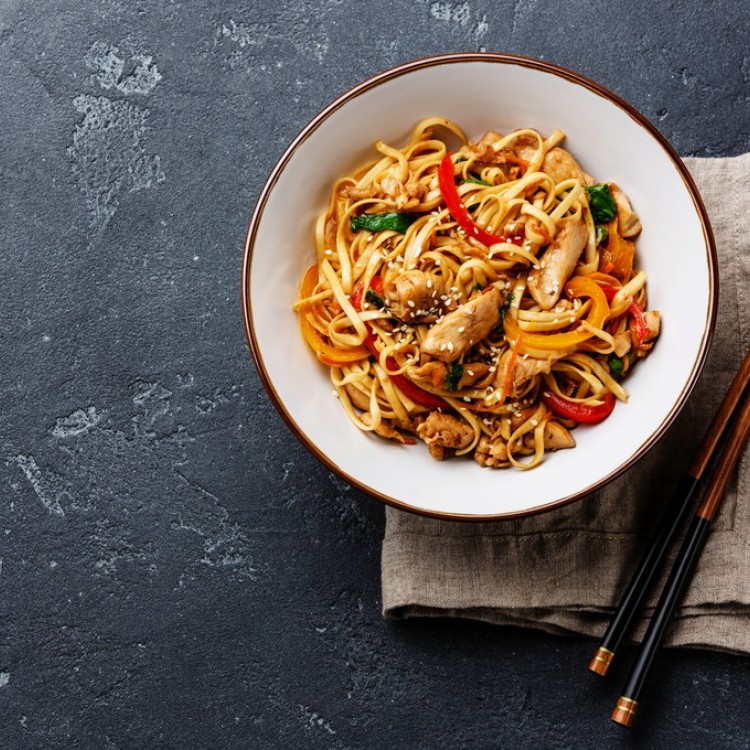 00a62941573cfdc9498fe1fffec5cbee_w750_h750 النودلز بالدجاج والخضار