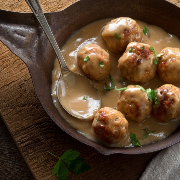 054faec42a17f4c7df002ed37c1737e3_w750_h750 كرات اللحم بالكريمة