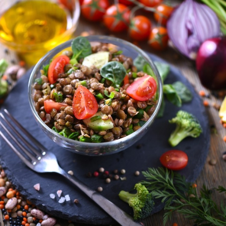 0854587d8f9a4a79cb92119be425cb1c_w750_h750 سلطة العدس بالخضار