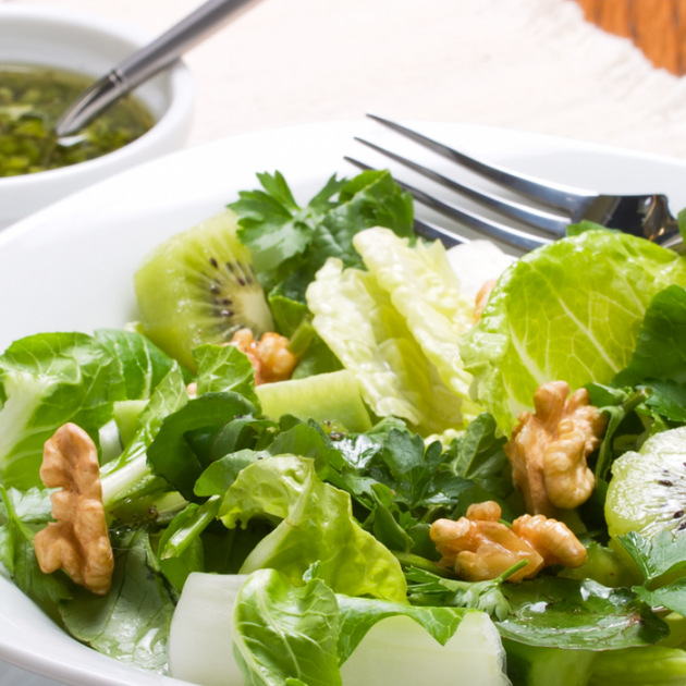 1b03ba7f999bea1dbc77cfc6615d31ba_w750_h750 سلطة خضراء بالكيوي والجوز للرجيم