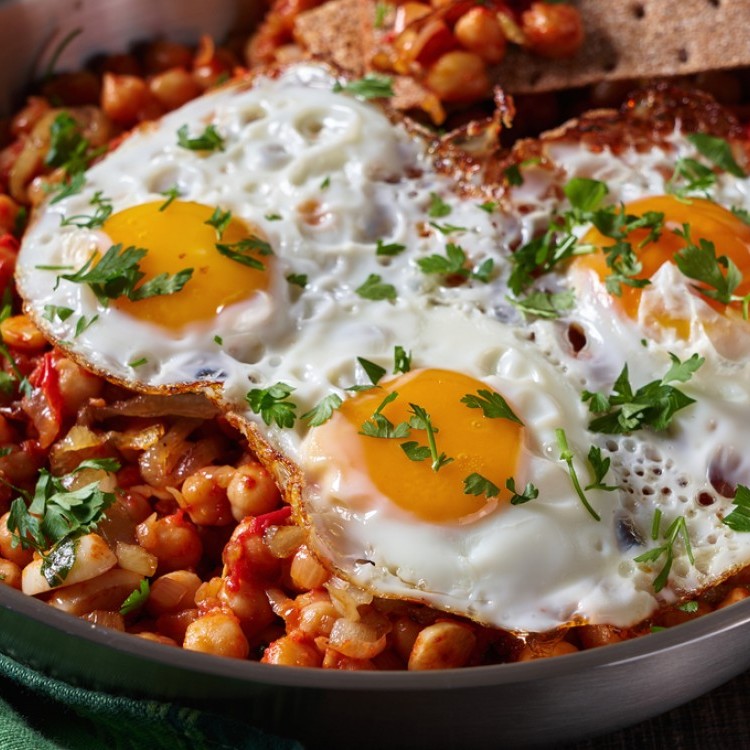 1d7d70b9725c929f5f85242f154f4609_w750_h750 شكشوكة بالحمص للفطور