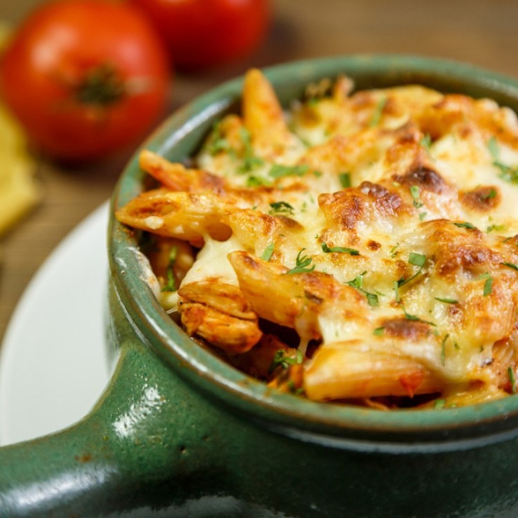 2322bba1ac67084afb8f4eb139491621_w750_h750 صينية مكرونة بالدجاج