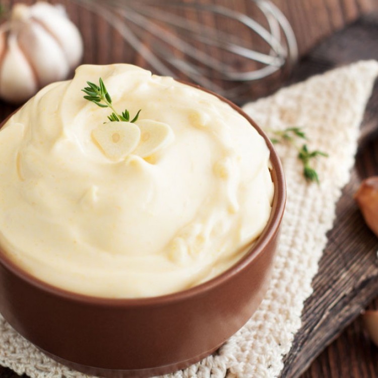 23c131eaa7facc2aef5ade0b6abcaec8_w750_h750 الثومية بدون بيض