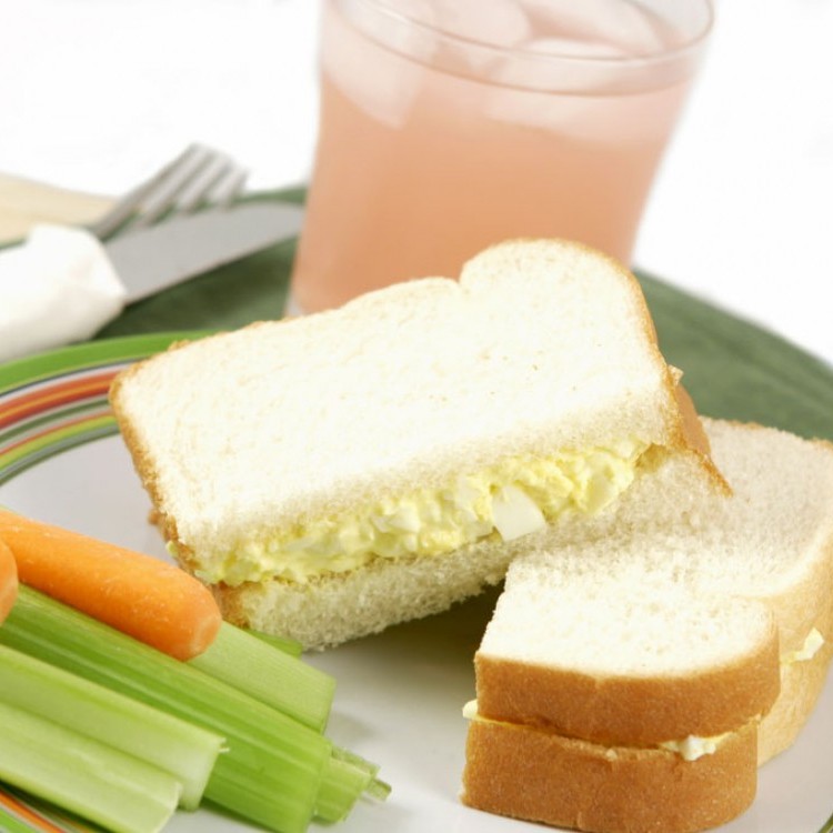 ساندويشات البيض بالمايونيز