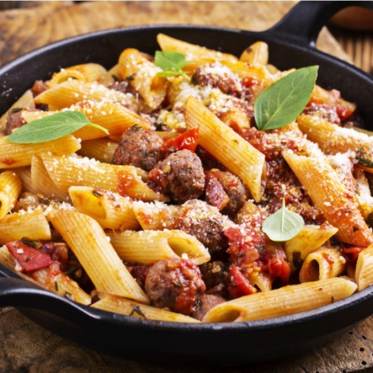 275f26593a312450546b3be63beb0cb7_w750_h750 باستا مع كرات اللحم على الطريقة الإيطالية