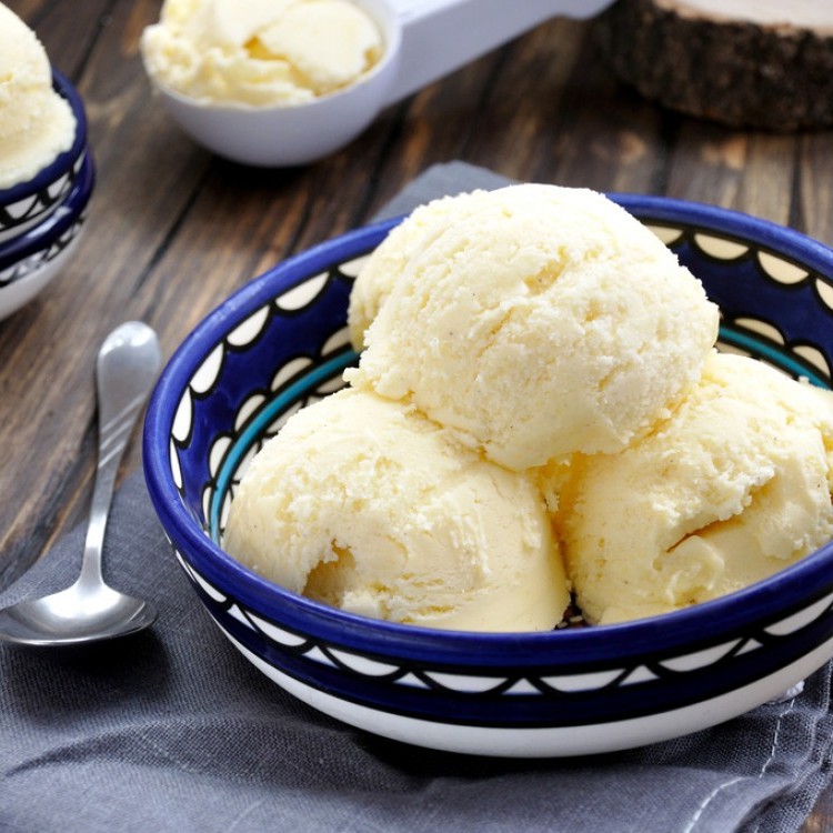 آيس كريم بالكريم شانتيه