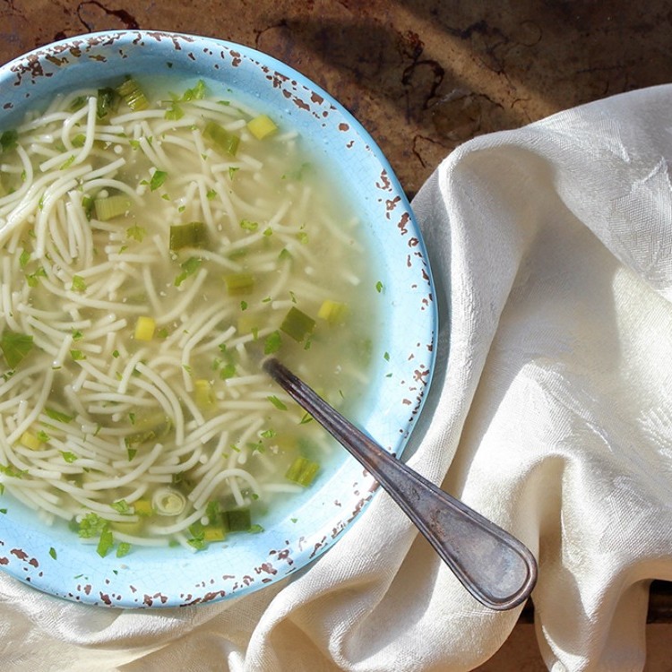 شوربة شعيرية بالبصل
