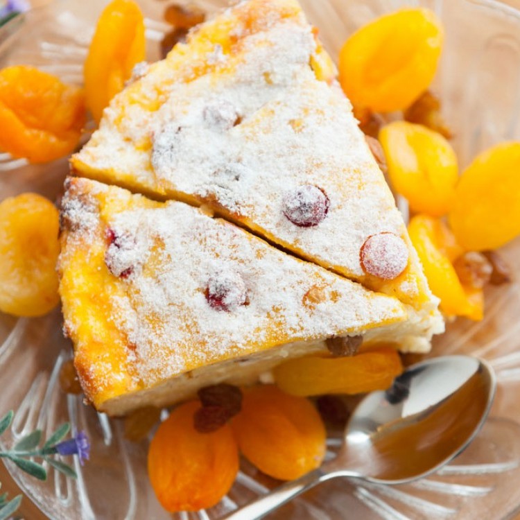 كيك المشمش المجفف