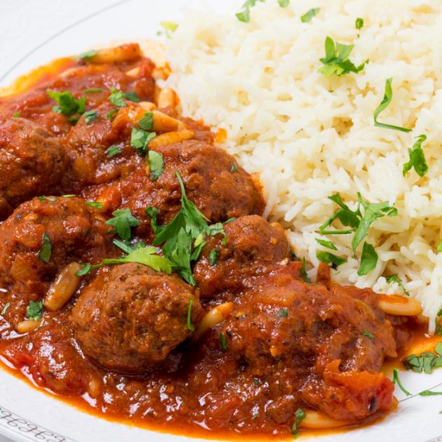 3165dc39e1c87da94ea2a9747b7d649b_w750_h750 كباب مع صوص الطماطم