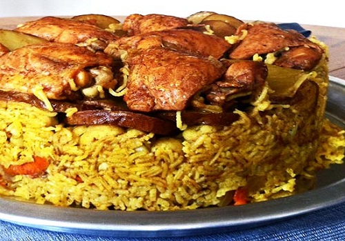 مقلوبة الدجاج بالباذنجان بالصور
