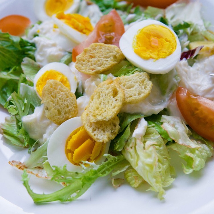 345044584cae6edbcf32f7b044ace9af_w750_h750 سلطة السيزر بالبيض المسلوق