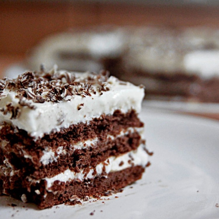 كيك طبقات الشوكولاتة