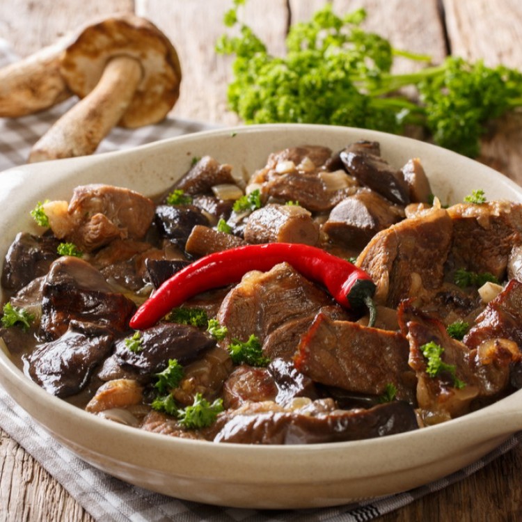 39ee611b1f0a4dcd5a97ee520c445093_w750_h750 صينية لحم بالفرن مع الفطر