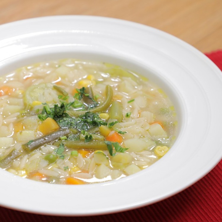 3baf7c31b98ddf142f5866fd8e21aec3_w750_h750 شوربة الخضار مع لسان العصفور