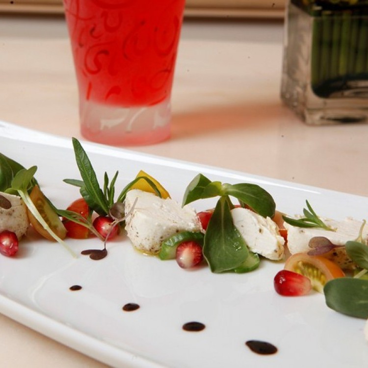 3c5938b47db3fe6eadef07a0ce8a8518_w750_h750