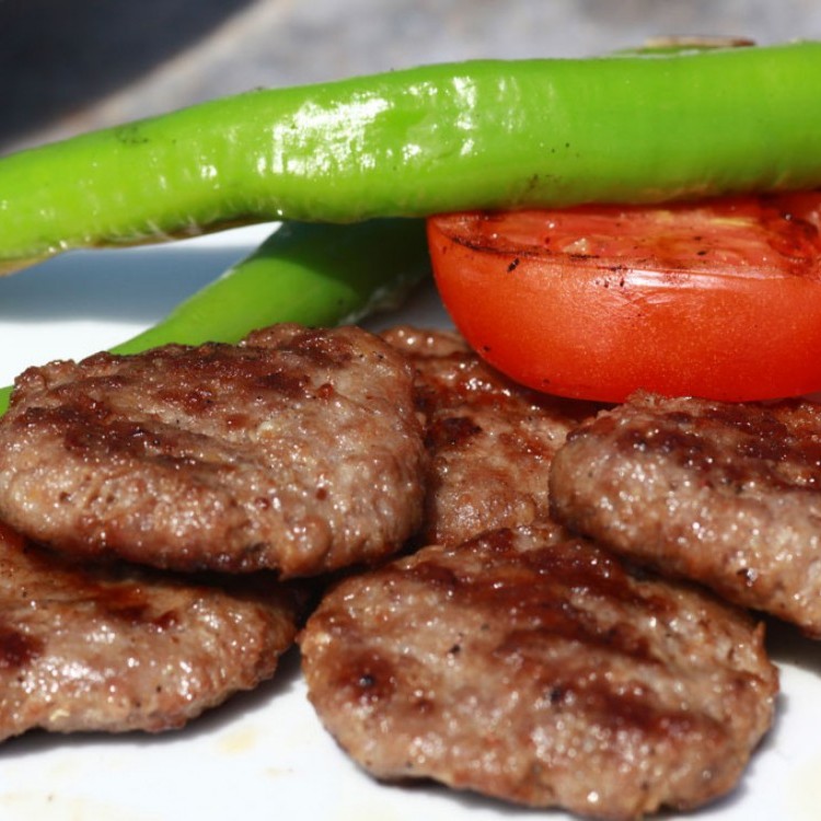 صينية الكفتة بالفحم