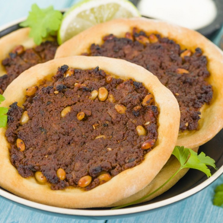 3ff26c0c2a8ec6161d9886f69ba79c4c_w750_h750 فطائر اللحم المفروم