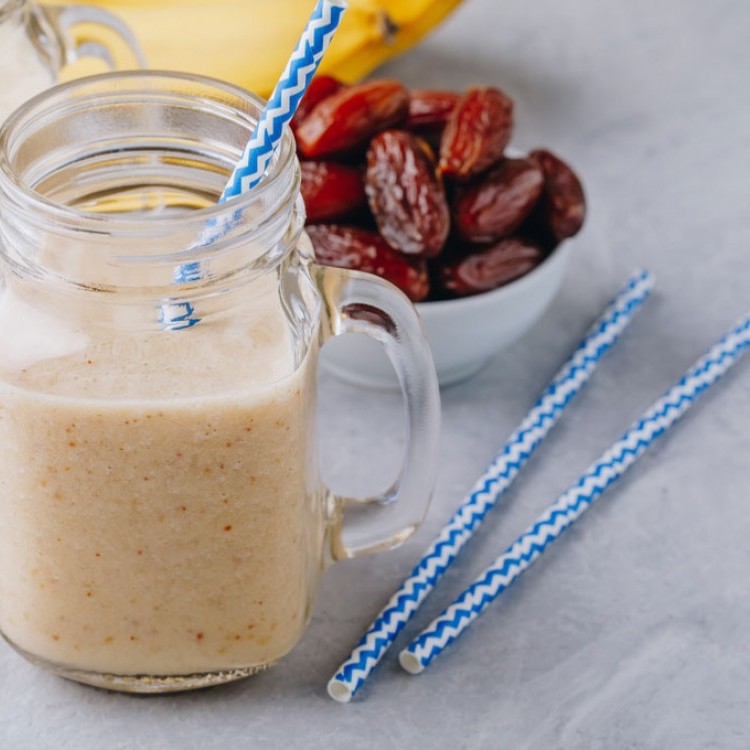 4ae52f505dbeba3e2506af8e3be8f215_w750_h750 ميلك شيك الحليب والتمر