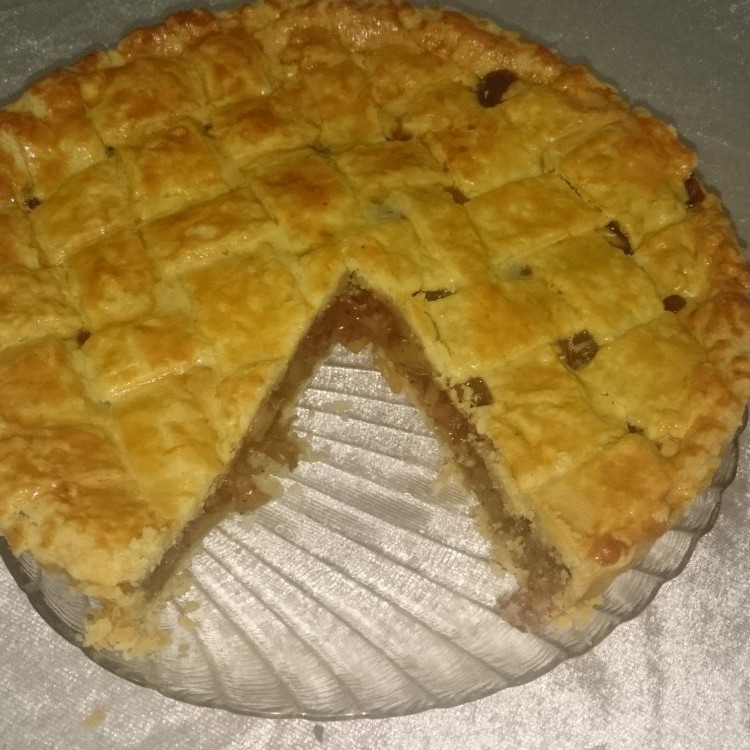 549fcd9767e9b423397d4dcc64ee3a79_w750_h750 فطيرة التفاح الإنجليزية