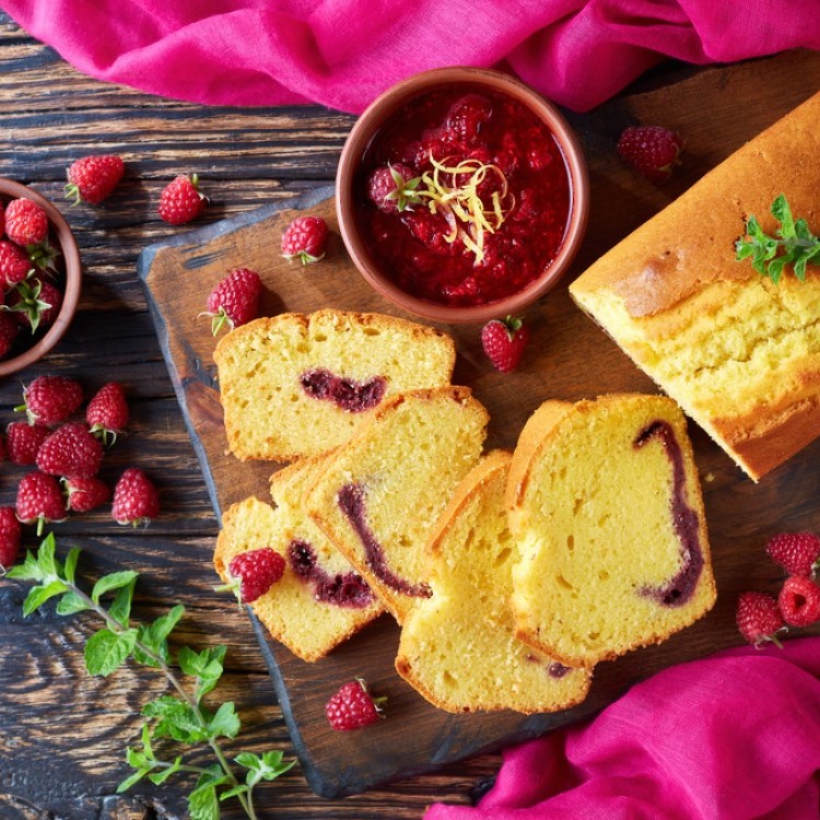 5bceb958512d721e8bc91253f8333cd0_w750_h750 كيك هش بمربى التوت