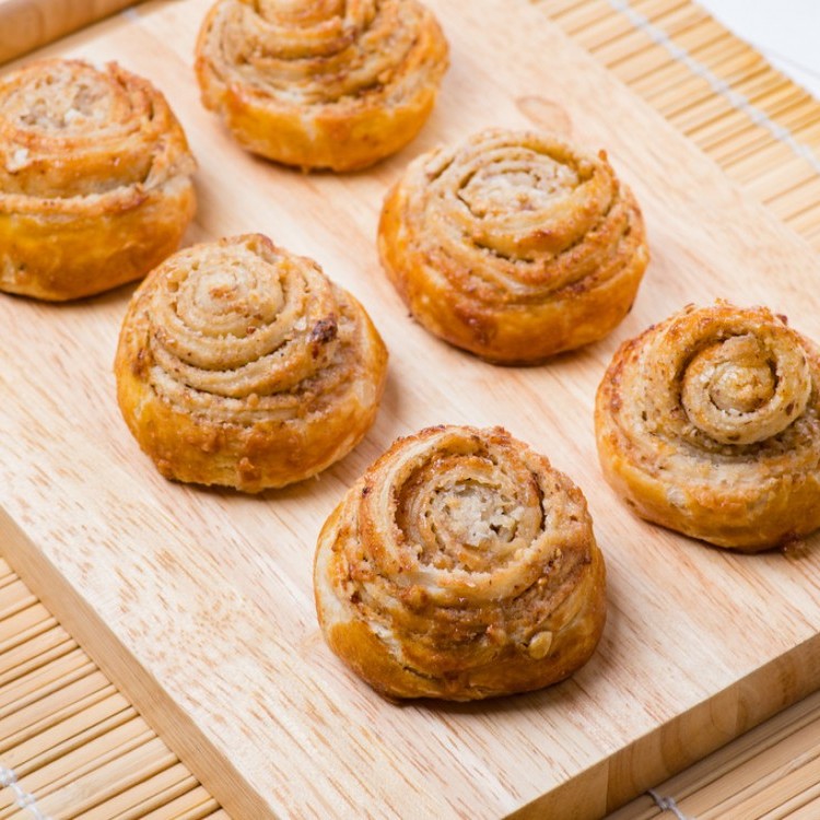 سينابون رول بالبف باستري