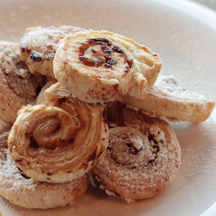 كوكيز القرفة رولات