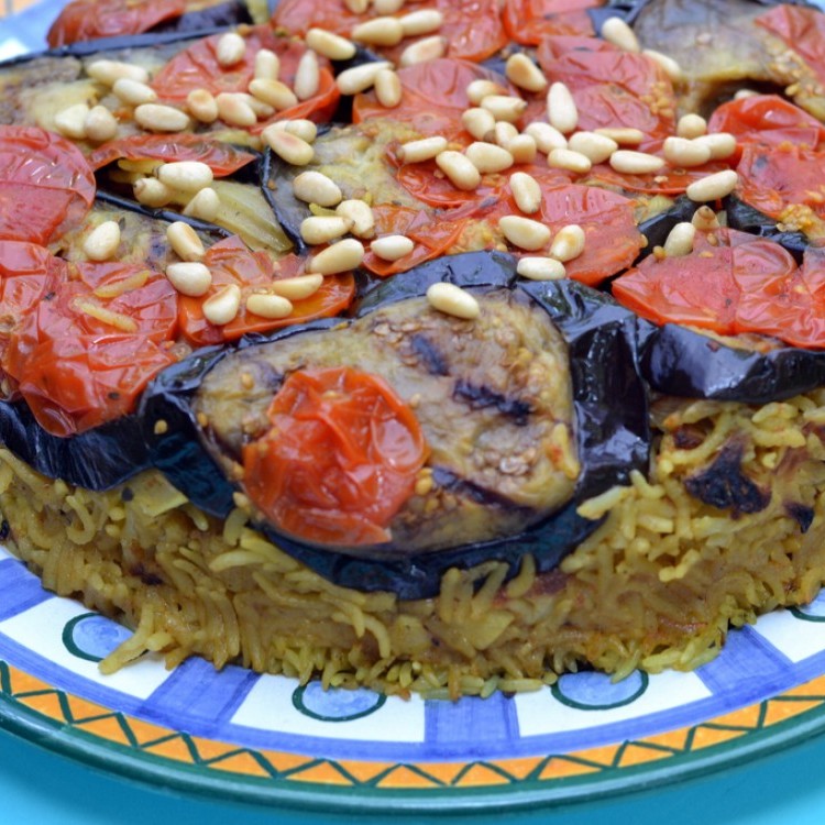 مقلوبة لحم بالخضار