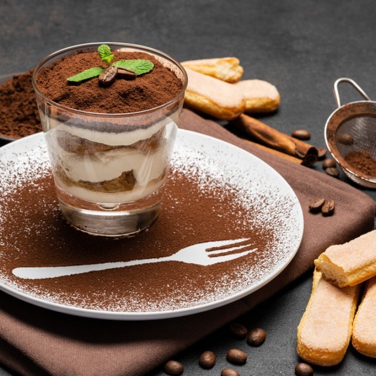 69b729e9b456ea479a8e26ae4da6bb72_w750_h750 حلى التيراميسو بالكاسات