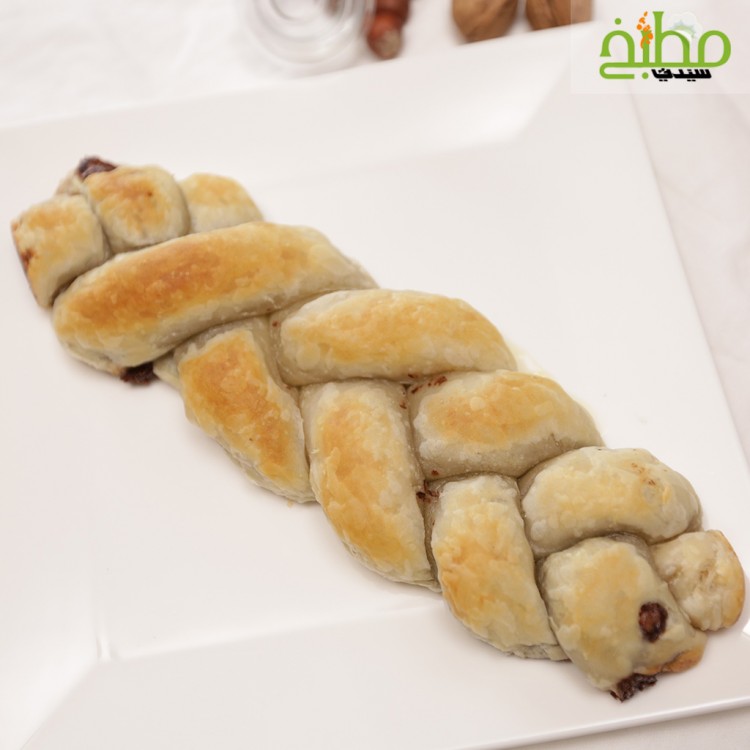 6b1093feeed16de8bbaf15695cd2533f_w750_h750 فطيرة النوتيلا بالبف باستيري خطوة بخطوة بالصور