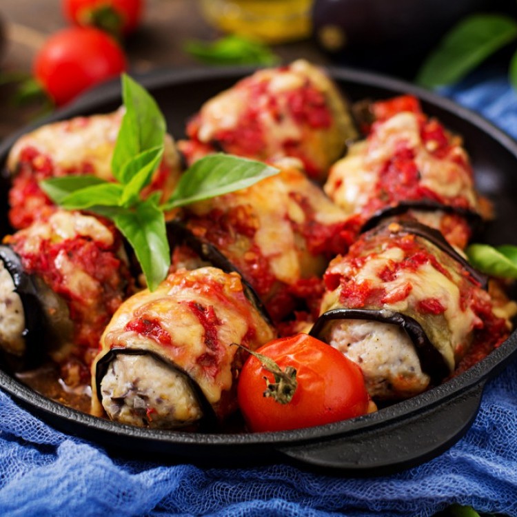 6f0e2dc08fe328c3cc1912bf211d1f06_w750_h750 رولات الباذنجان بجبن البارميزان للرجيم