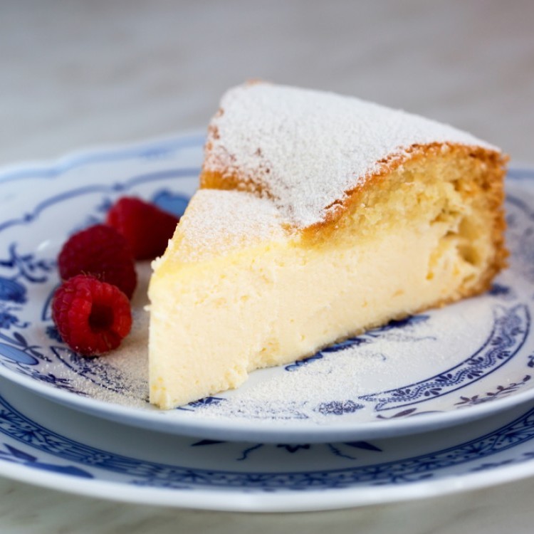 720576be8cd1e1e56818886836732961_w750_h750 الكيكة السحرية