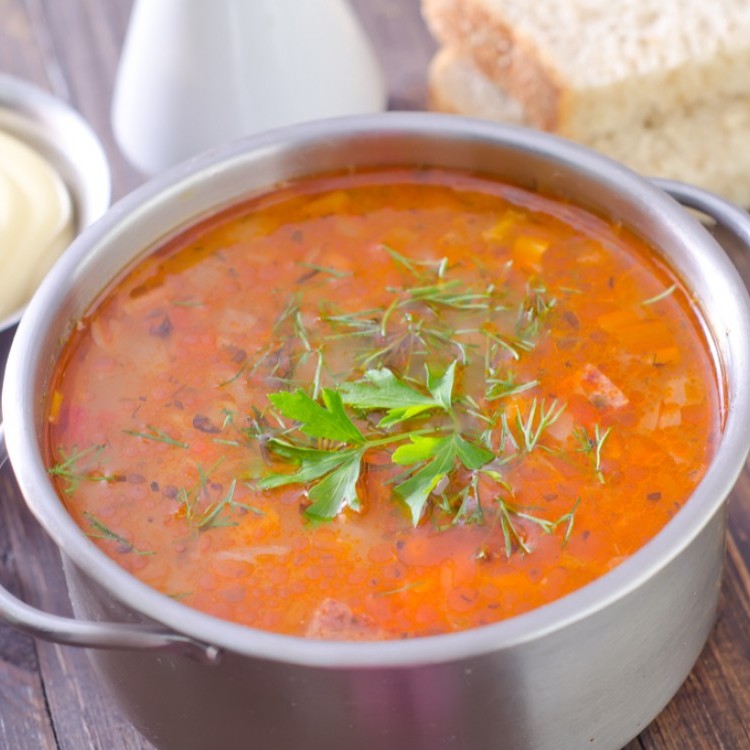 شوربة كويكر بالدجاج