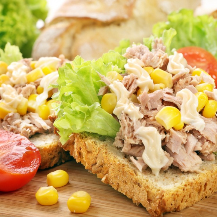 882a8e0f4862a443ae3ca5442f5968d5_w750_h750 ساندويش تونا بالذرة