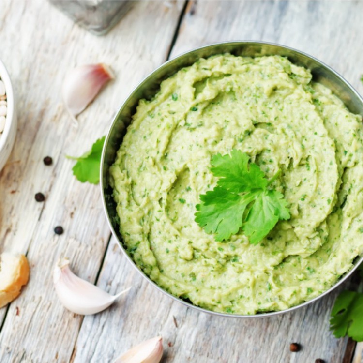 89ee4a0846639b89cb65bc919bcba852_w750_h750 حمص بالكزبرة والثوم لمقبلات شهية