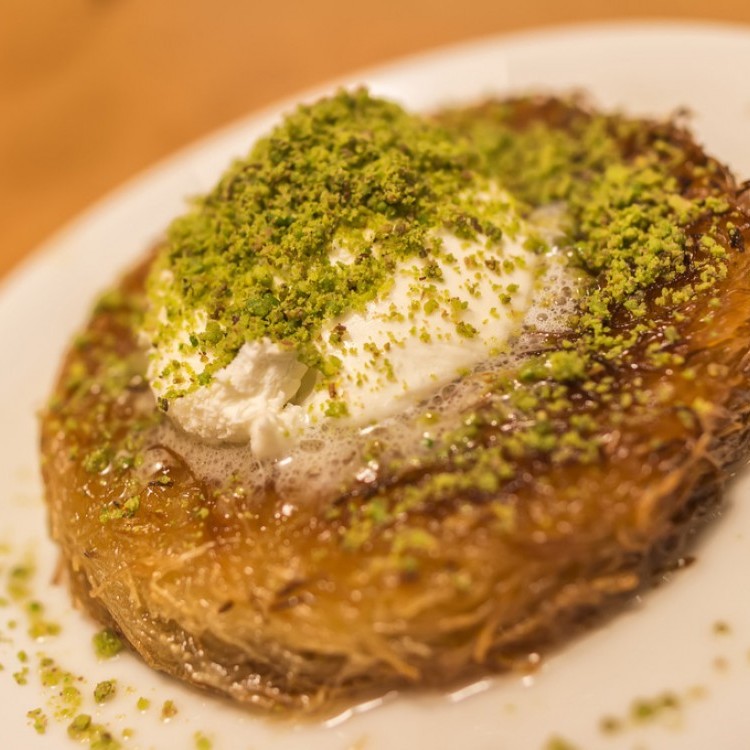 909862c25ee767ea0714f8d20ed6a464_w750_h750 كنافة بالكريمة