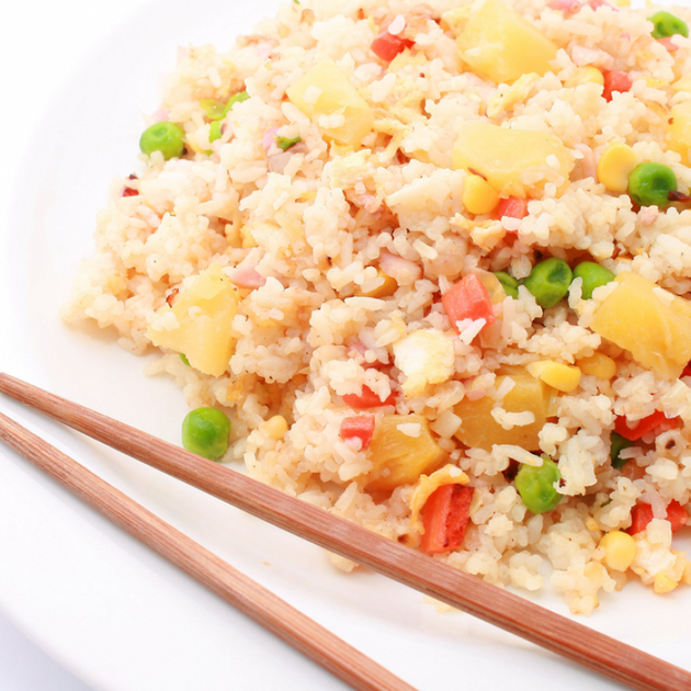 أرز مقلي بالأناناس