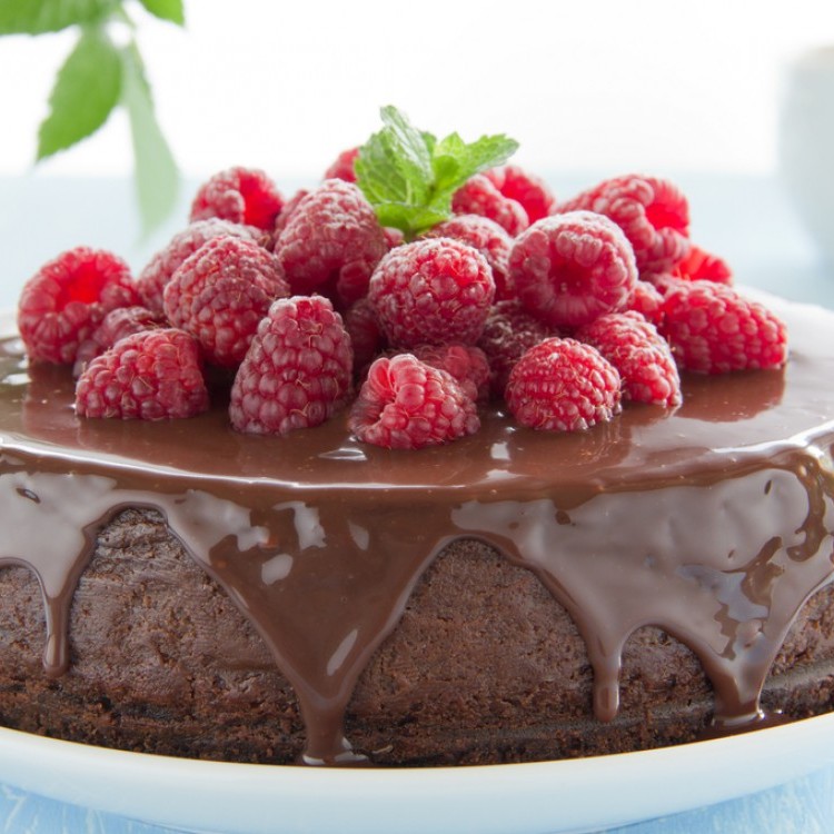 كيك الشوكولاتة السهل بدون طحين