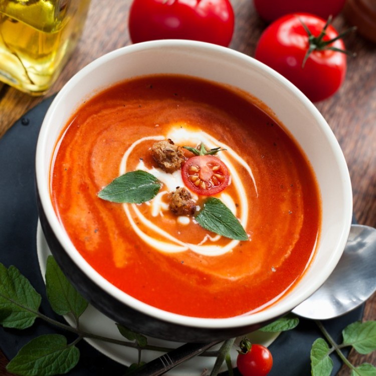 98081be52bb82fe3a91cbd73c7d8bbe8_w750_h750 شوربة الطماطم المشوية