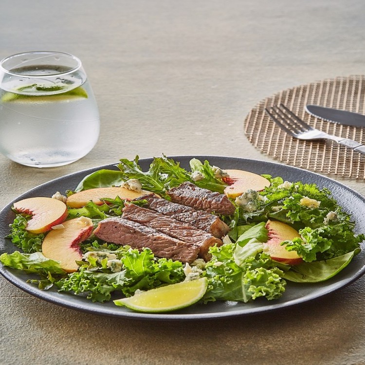 9a524f11ef3ac41acf1b2565eec9dc77_w750_h750 سلطة ستيك بالخضار والخوخ