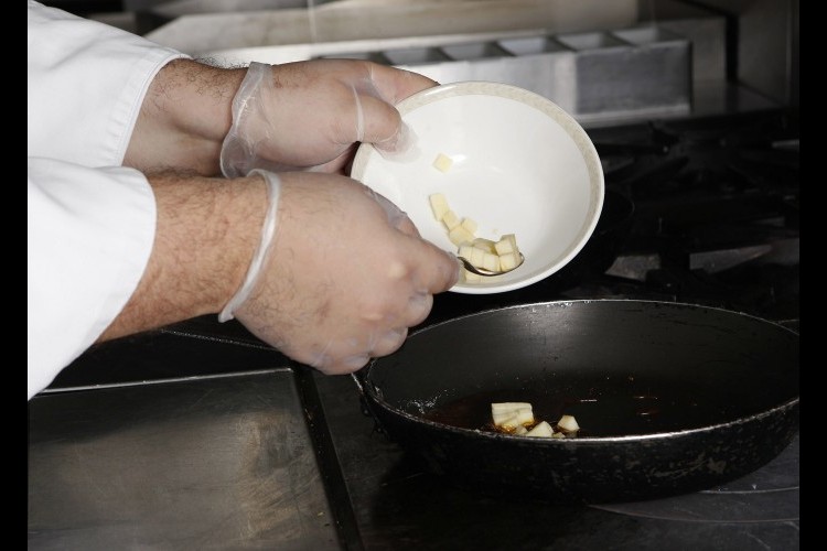 9dfea9c437af056e18db31abd5f121b4_w750_h500