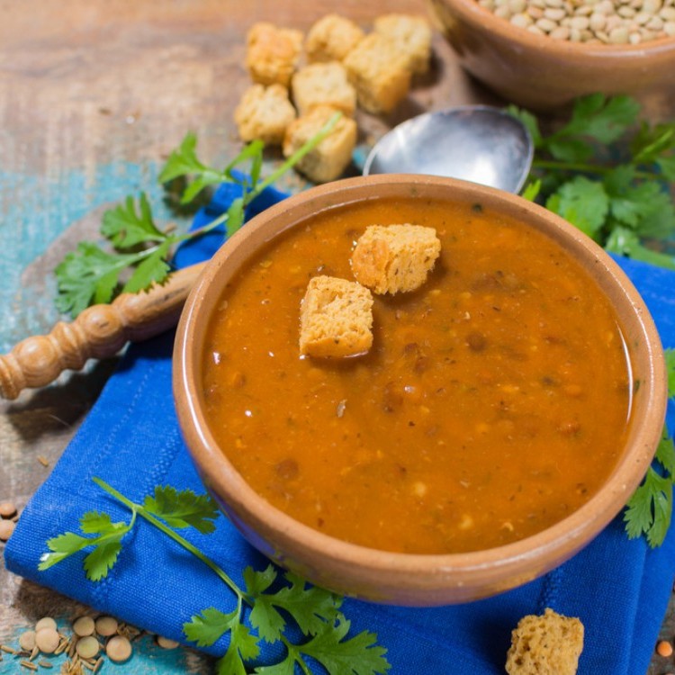 شوربة العدس باللحم