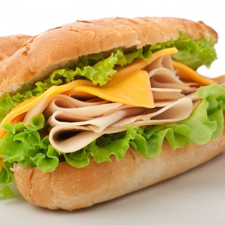 a837e0c1c336b26a344e5fc0677e7a96_w750_h750 ساندويش التيركي المدخن والجبن