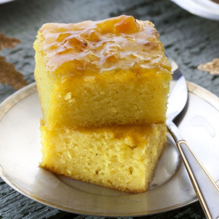 b2e4feded06d9cab92ffbf47dbdaaa70_w750_h750 كيكة السميد بالكركم ومربى المشمش