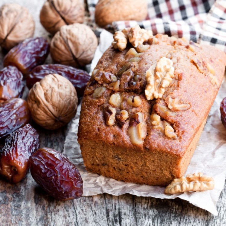 كيكة التمر بالجوز