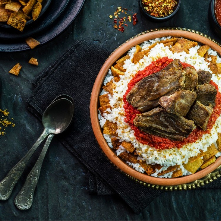 فتة باللحمة