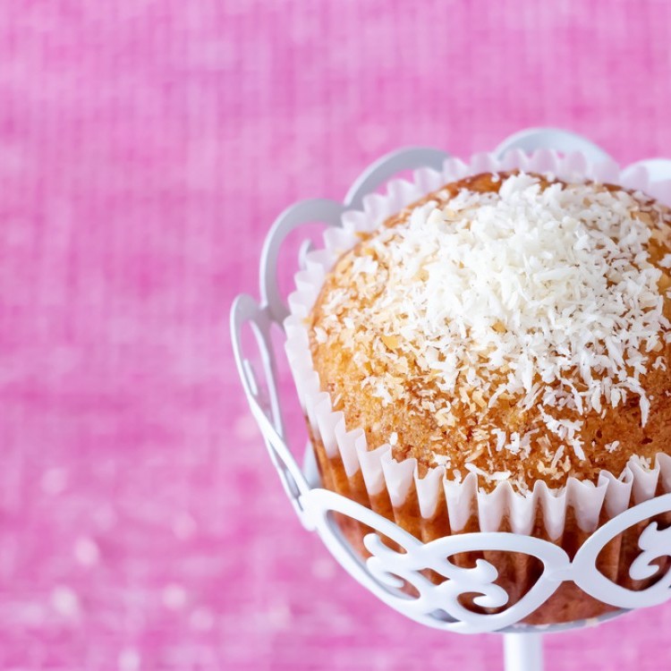 b9938294c2595b27e6bc6a92da69ae6f_w750_h750 كب كيك جوز الهند