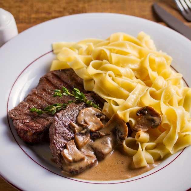 ستيك بالفطر دايت