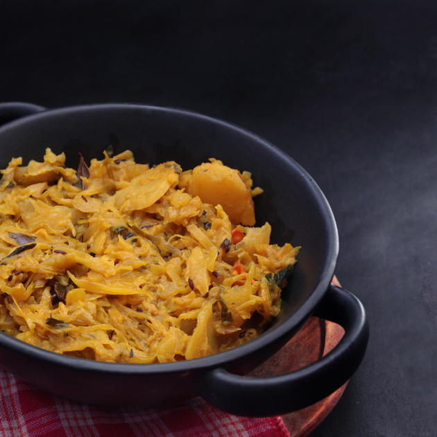 ملفوف بالفلفل والماسترد للنباتيين