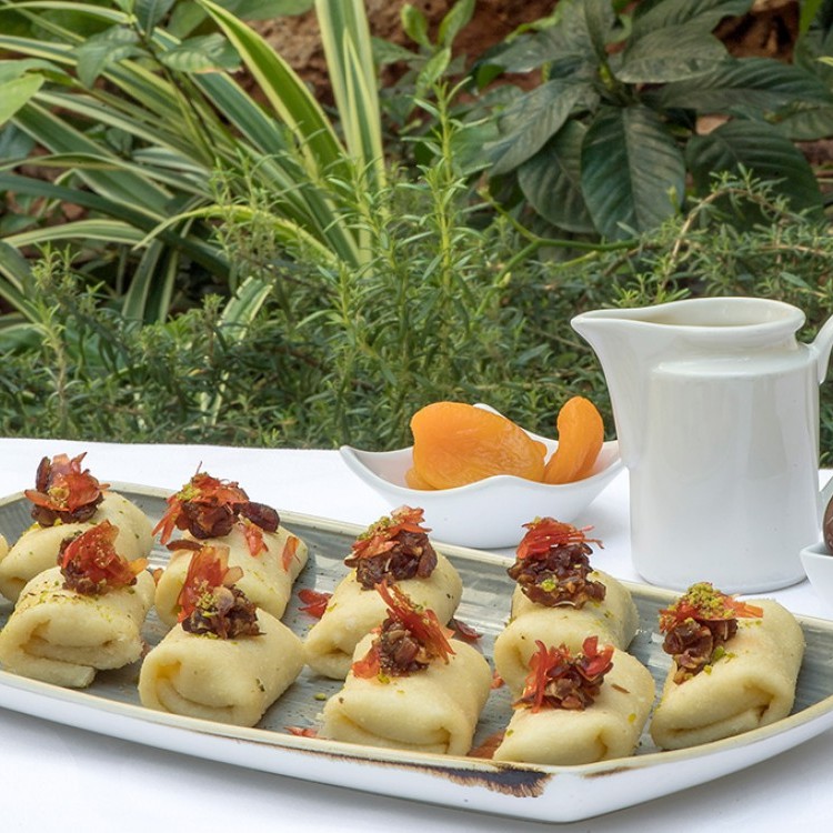 ca53aa09e77e60a16cb405d18a34f5e3_w750_h750 حلاوة الجبن مع التمر