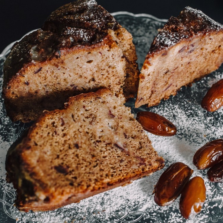 cb1e6a3bb4e992bb171ff3a8ded09476_w750_h750 كيكة التمر بالشوفان